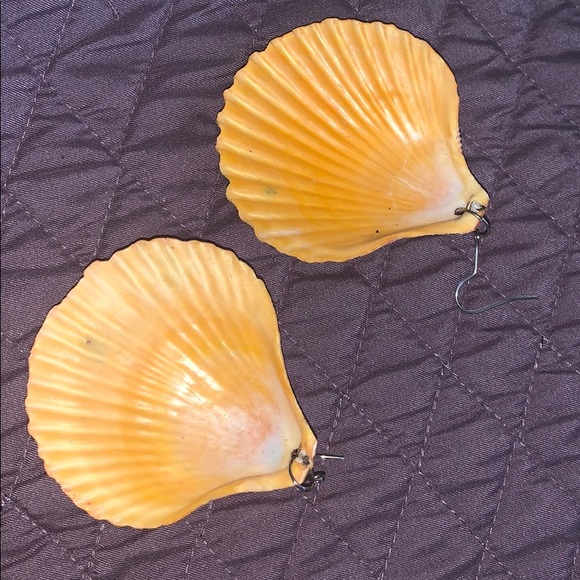 Mermaid Seashell earrings ๐ - Picture 6 of 6